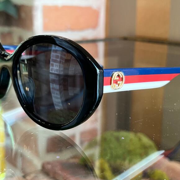 GUCCI GG0279SA Black Acetate Sylvie Stripe Round Sunglasses - Picture 5 of 7